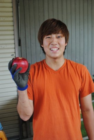 今年も長野県農業大学校より研修生が来ました